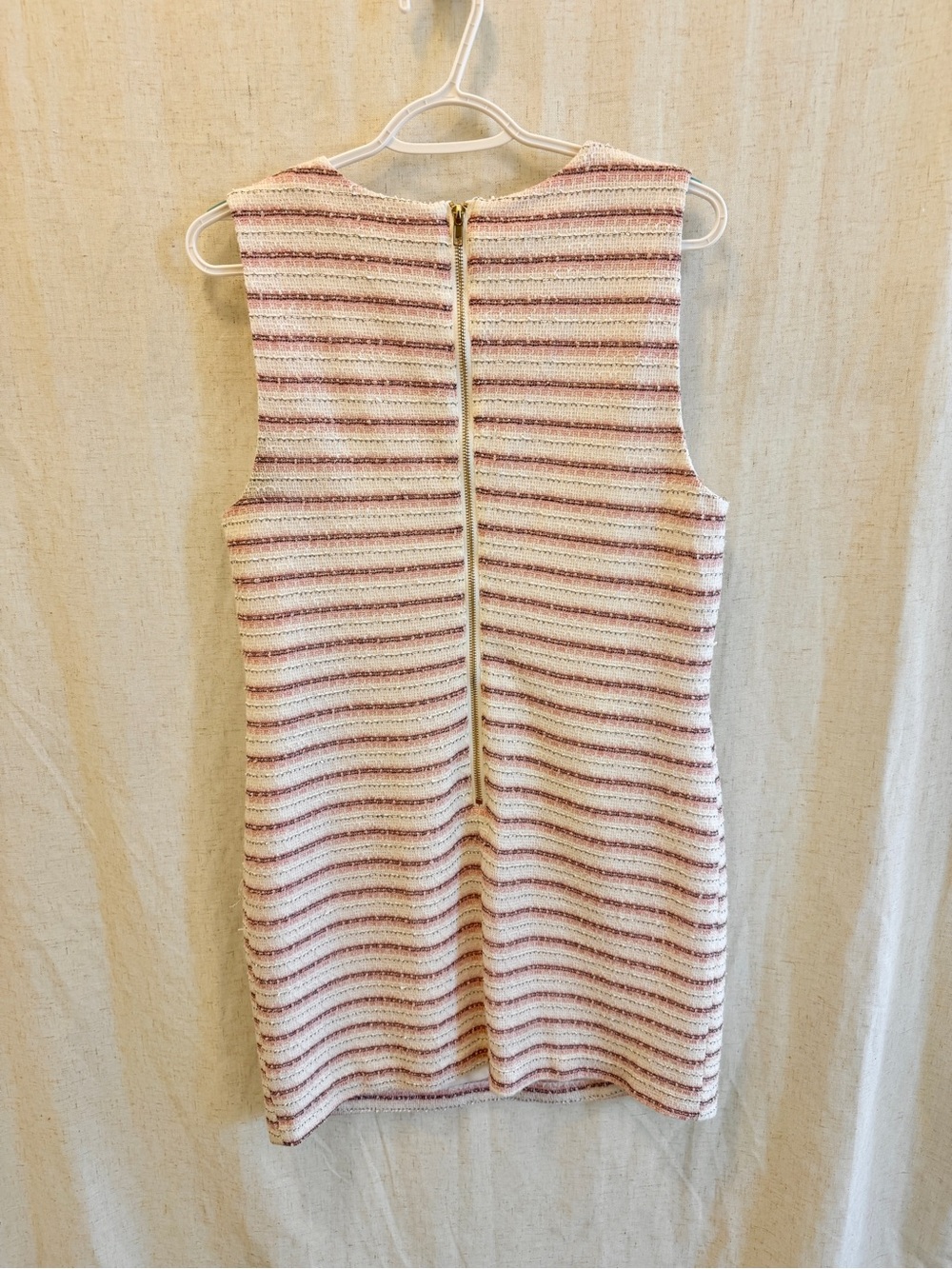 Dress Subcategory Identification - Picture 3 of 4